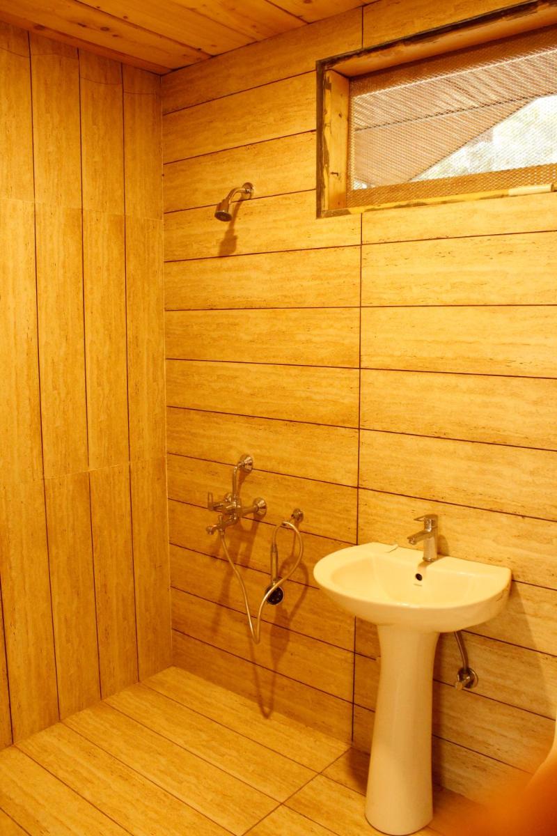 Natures Edge - Housity