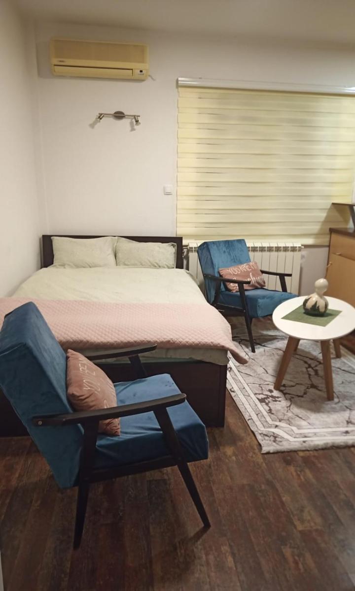 Studio M - Housity