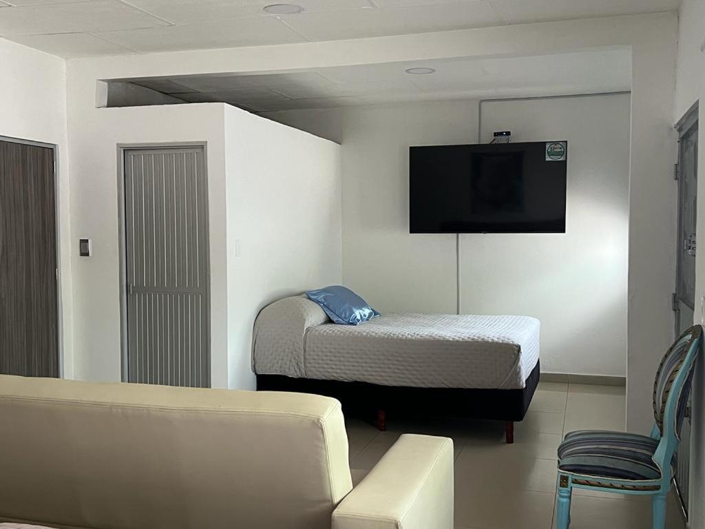COOL HOUSE 24Horas - Housity