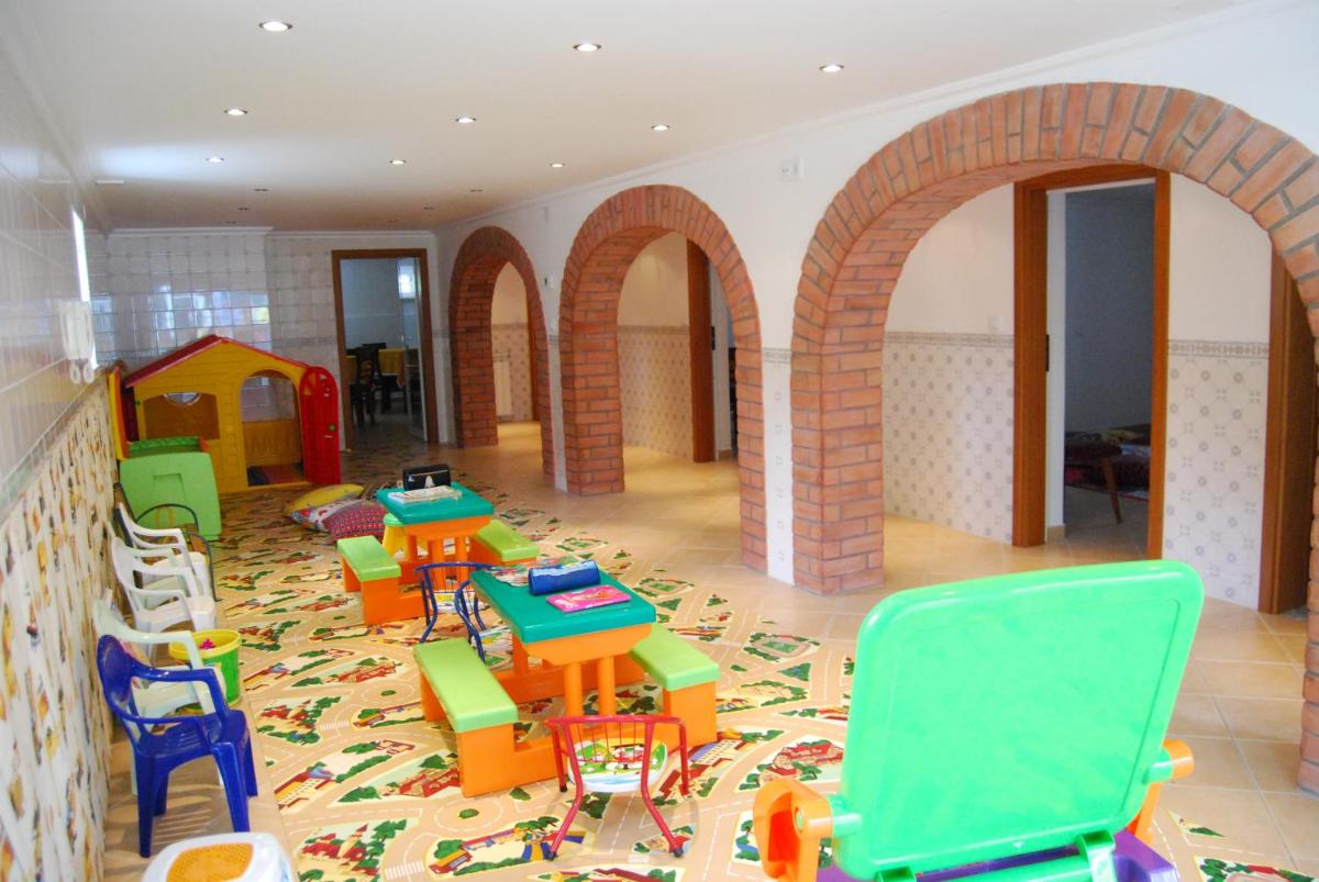 Uma área de estar em D. Afonso Hotel & SPA