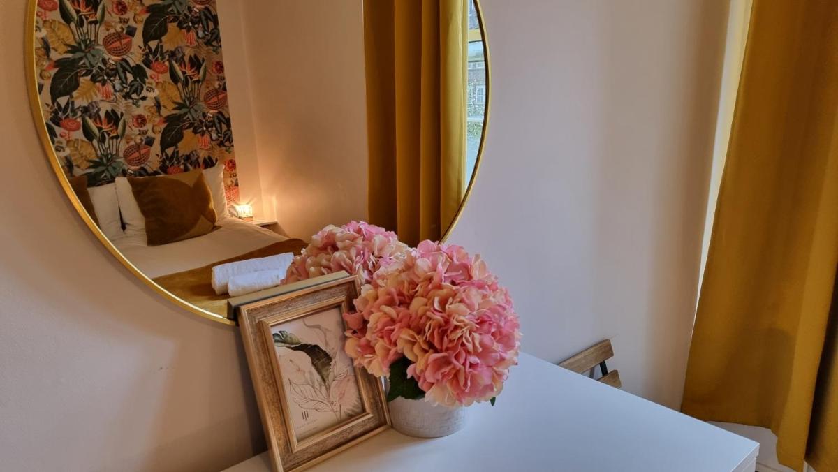 The Pearl of Greenwich - Two bedroom flat next to Cutty Sark - Housity