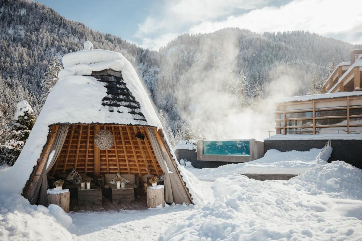 Hotel Cristallo - Wellness Mountain Living - Housity