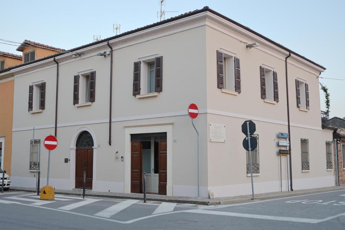 DOMUS AQUENIGRE - Housity