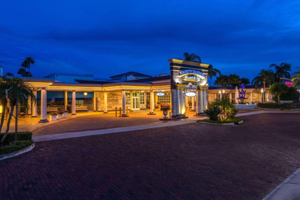 Safety Harbor Resort & Spa Trademark Collection by Wyndham - Housity