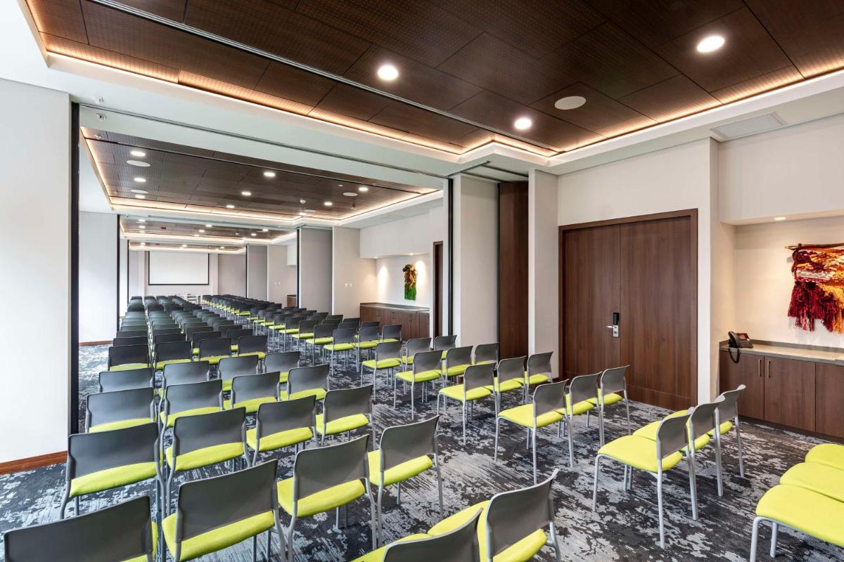 Suitetrails - Hyatt Place Bogota Convention Center