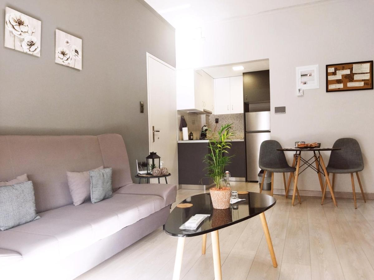Grey Sense Luxury Apartment - Housity