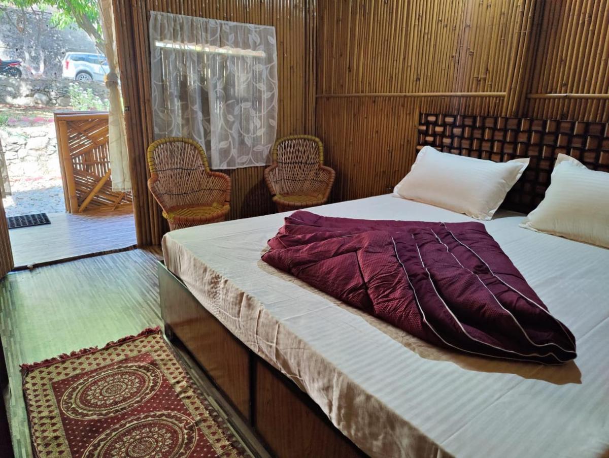 Moupiya Resort and Restaurant - Housity