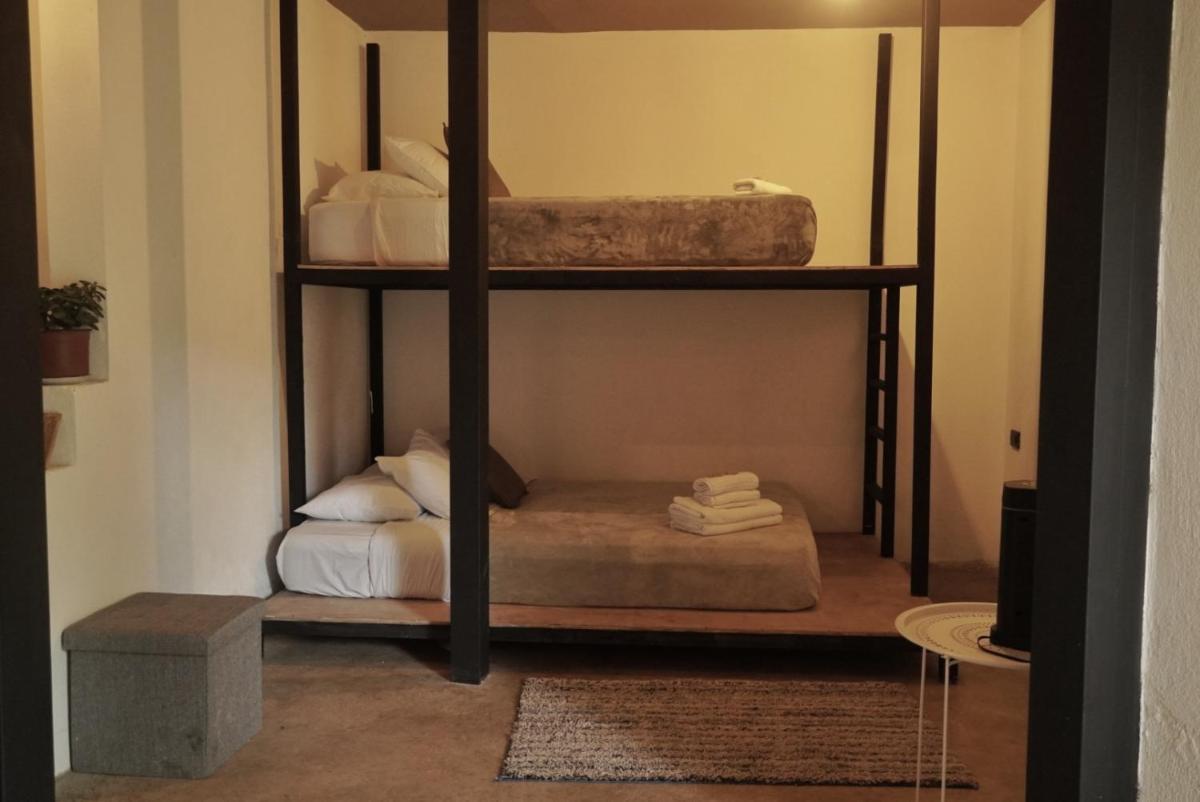 OutBox Inn - Housity