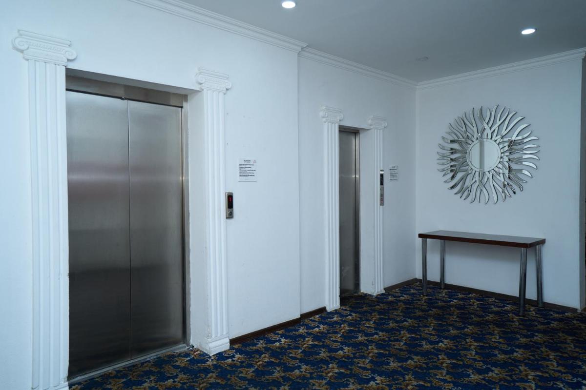 Corniche City Inn - Housity