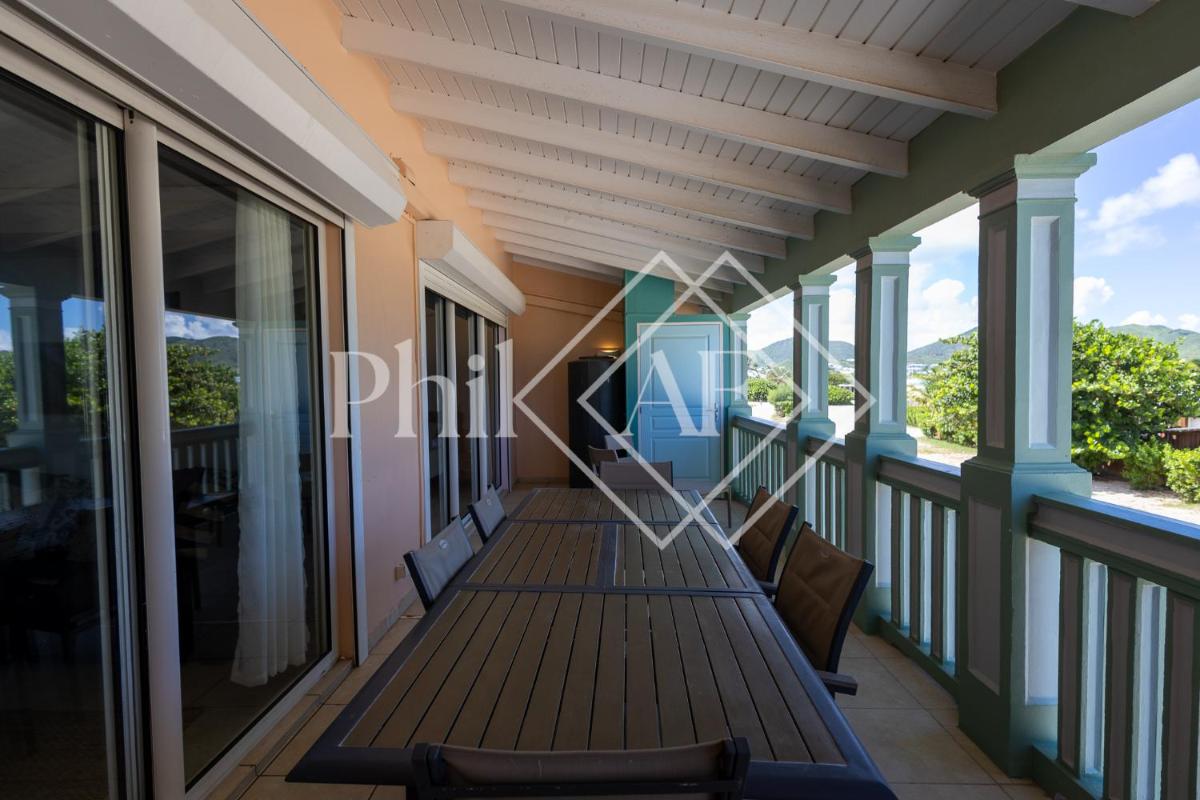 5 bed-rooms Beach-front Duplex of 189 m2 at Orient Beach - Housity
