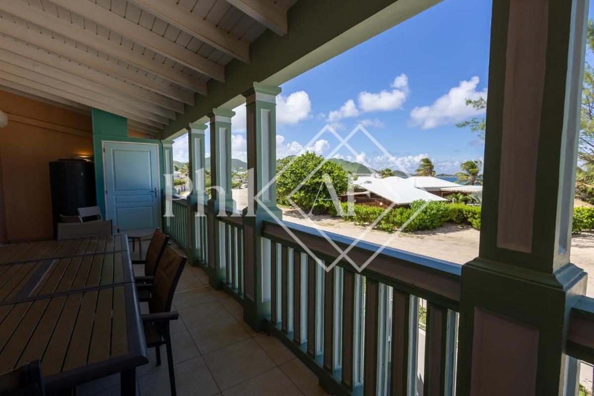 5 bed-rooms Beach-front Duplex of 189 m2 at Orient Beach - Housity