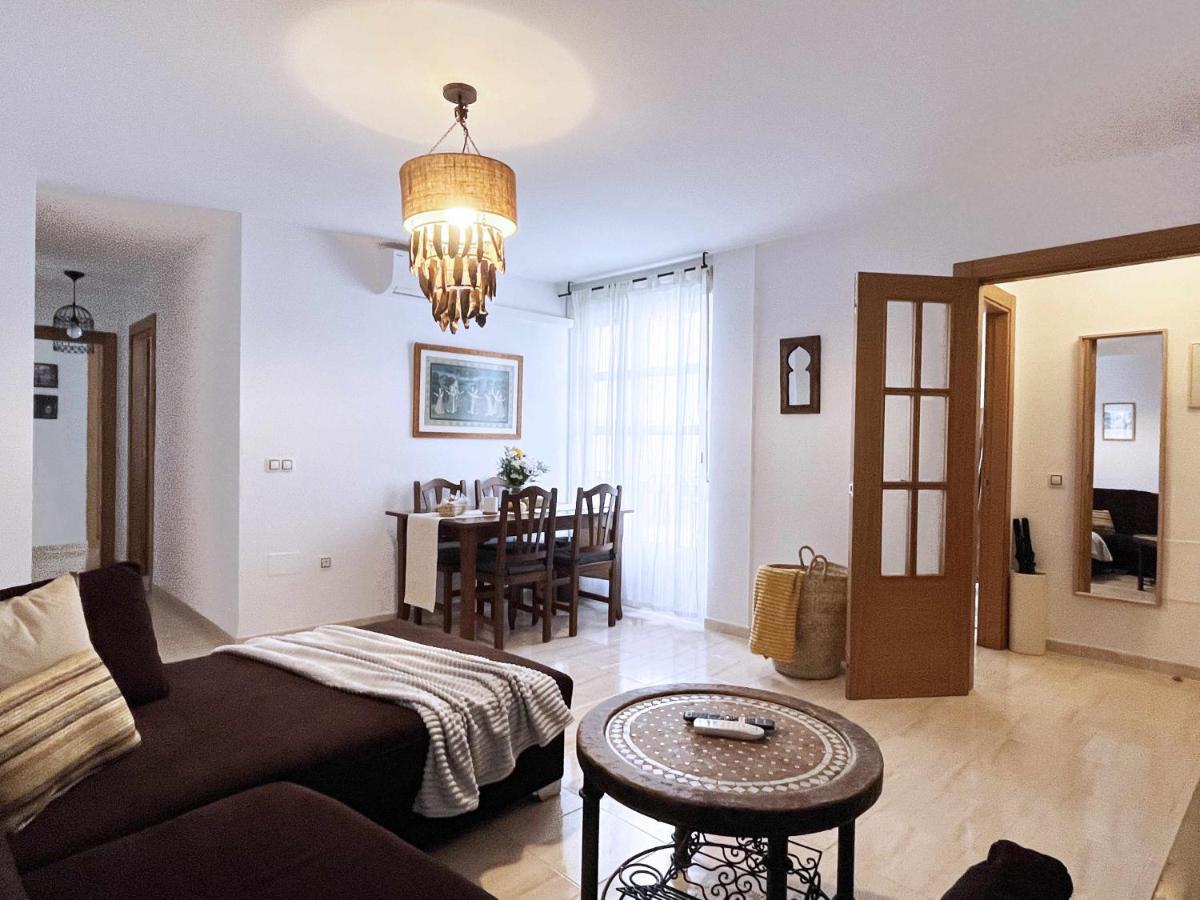 La Pereta Immaculate quiet house free parking - Housity