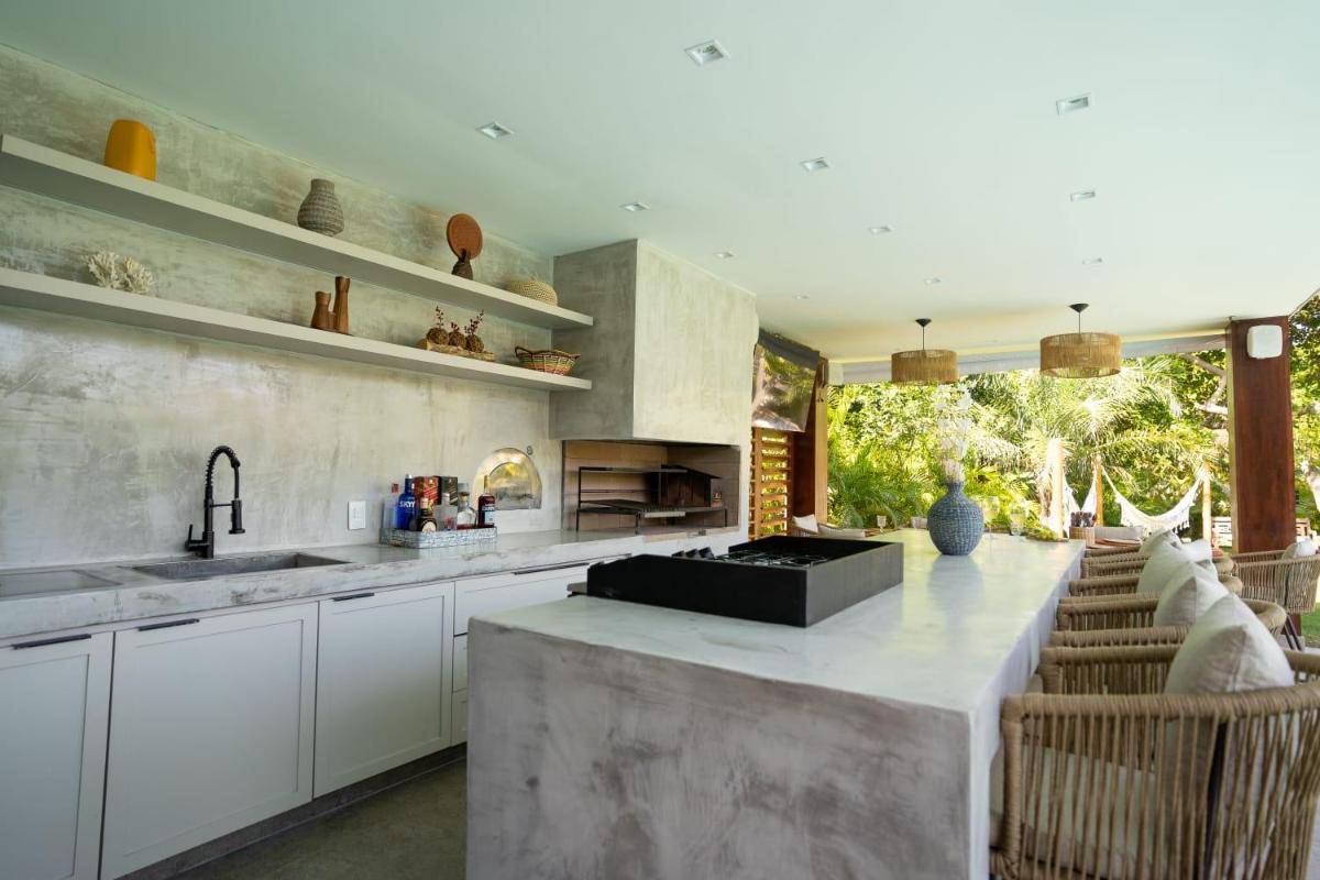 Sauipe House D10 - Mansão 6 suítes com luxo e conforto - Housity