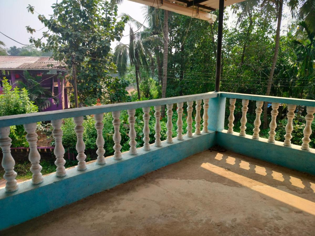 Dudhsagar Fab Rooms - Housity