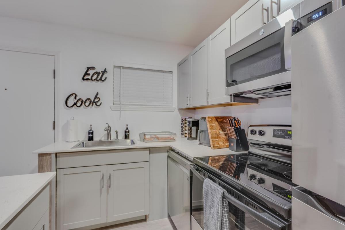Brand New Luxury Apt! Heart of Montrose- Downtown HTX - Housity