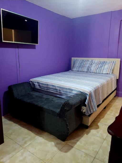 Lewis House in Portmore - Housity