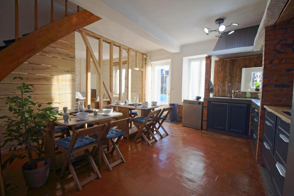La Petite Folie - Housity