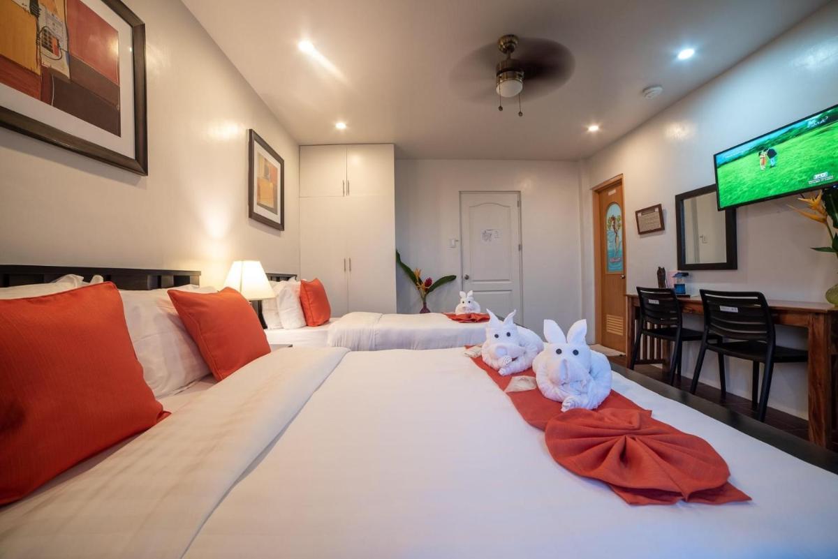 OYO 889 Amboy Hometel - Housity