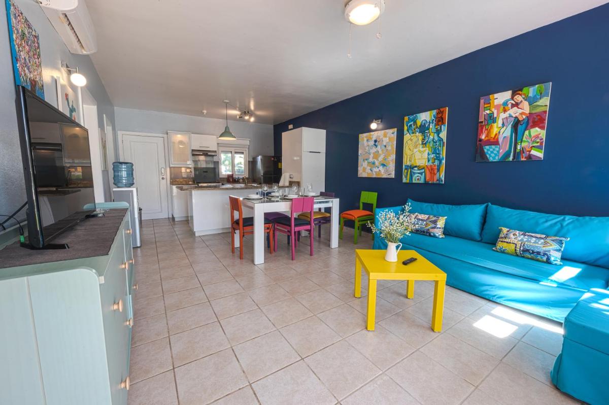 Stanza Mare Beach Front - Housity