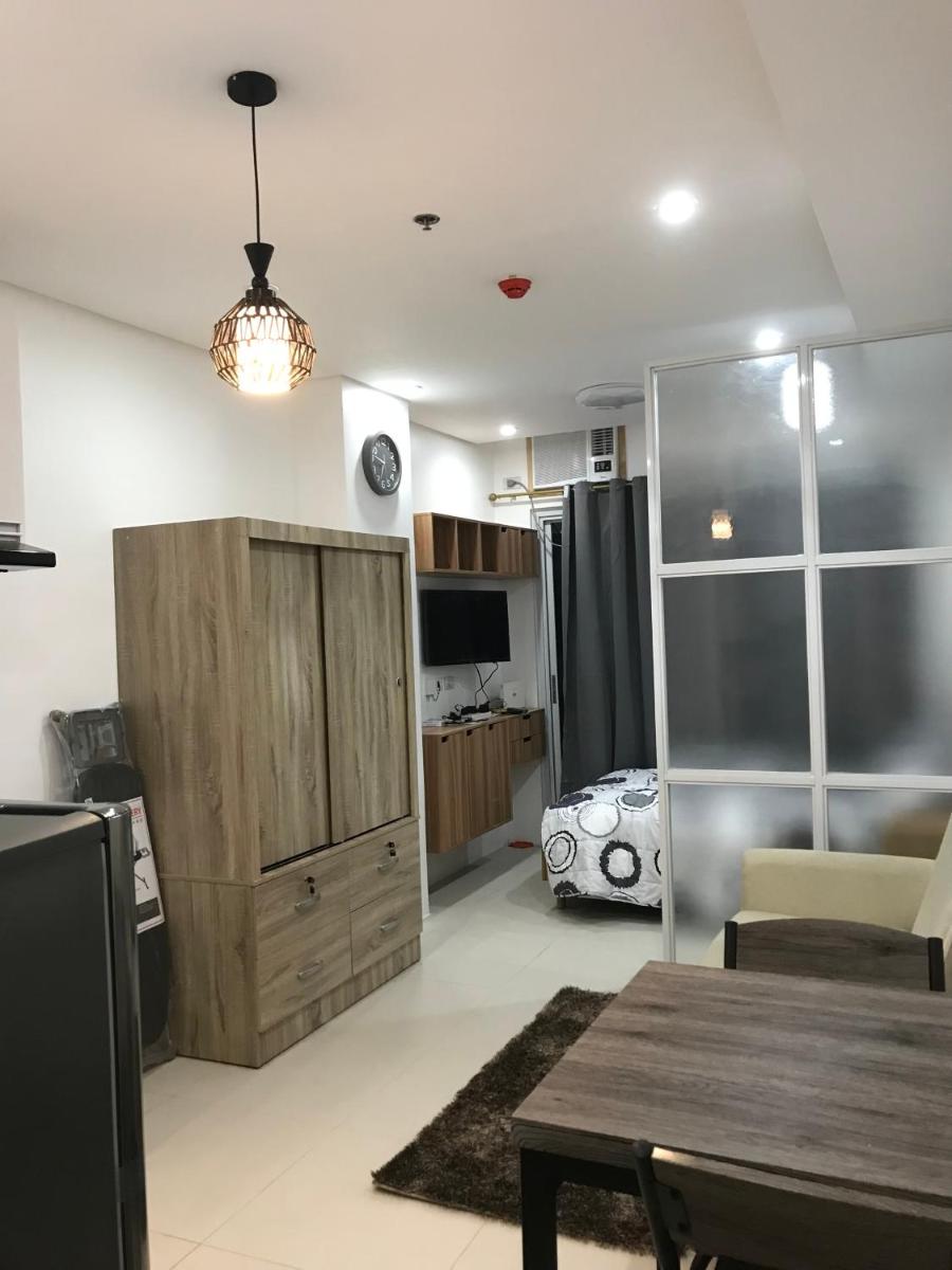 Primavera City Brand New Condo Uptown Cagayan de Oro with pool and gym One minute walk from Mall - Housity