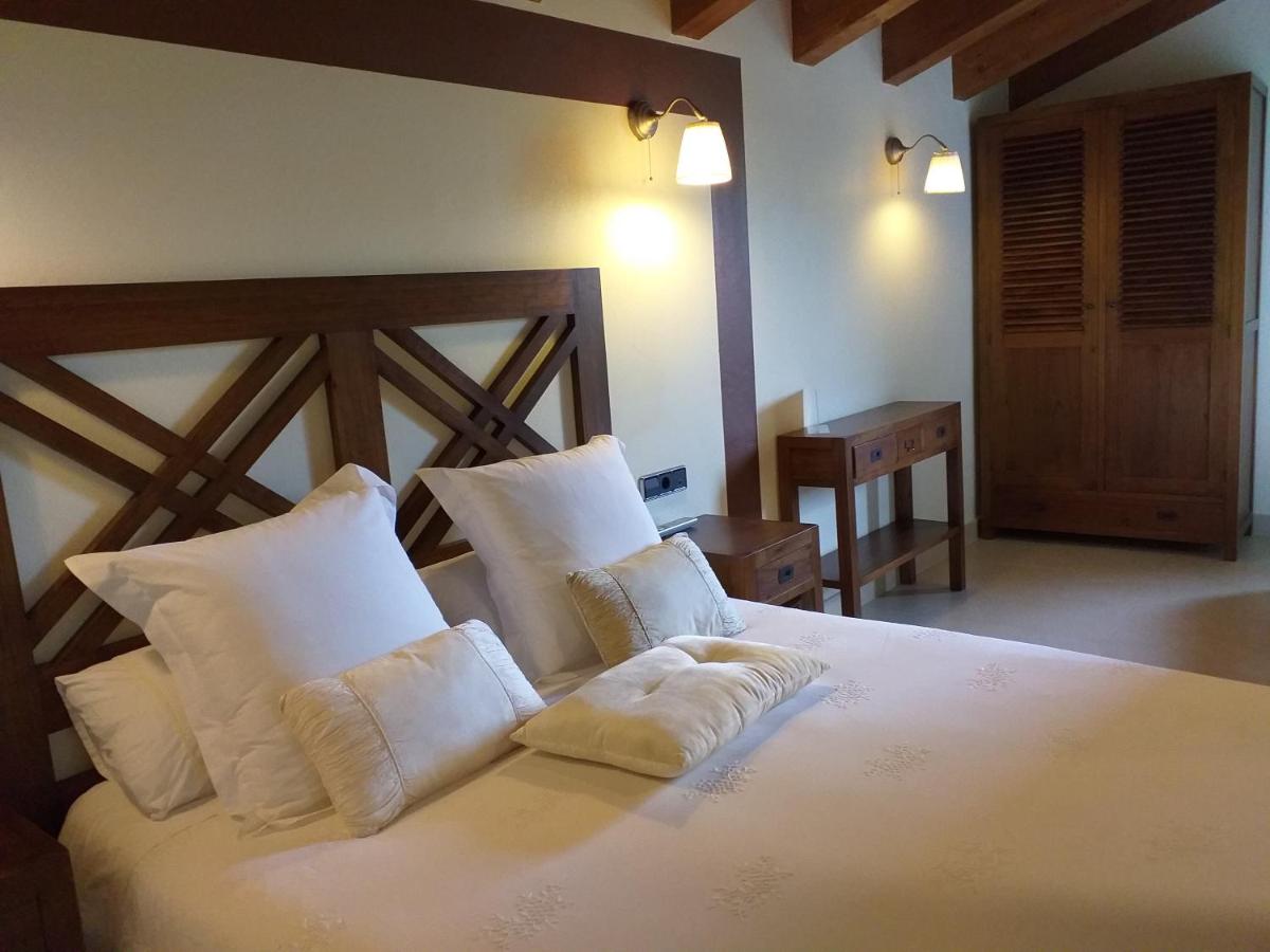 Les Flors - Hotel Rural & Cabanyes - Housity
