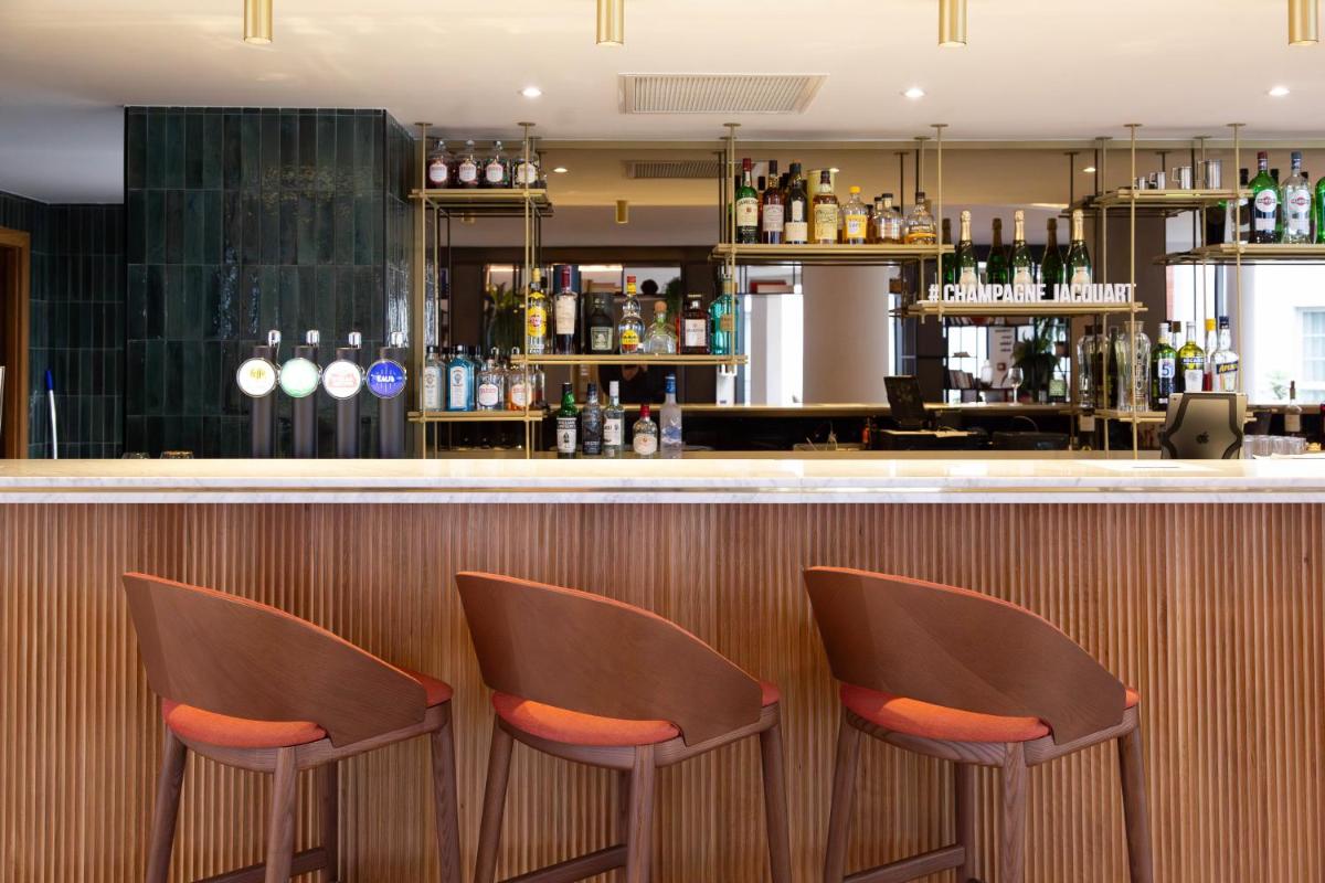 Salon ou bar de l'établissement Paxton Paris MLV