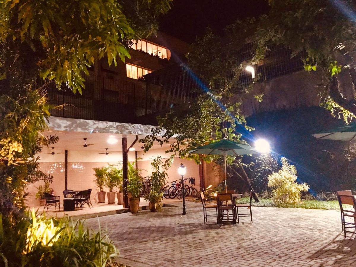 Coliving Ipanema APTO COMPARTILHADO Posto 9 - Housity