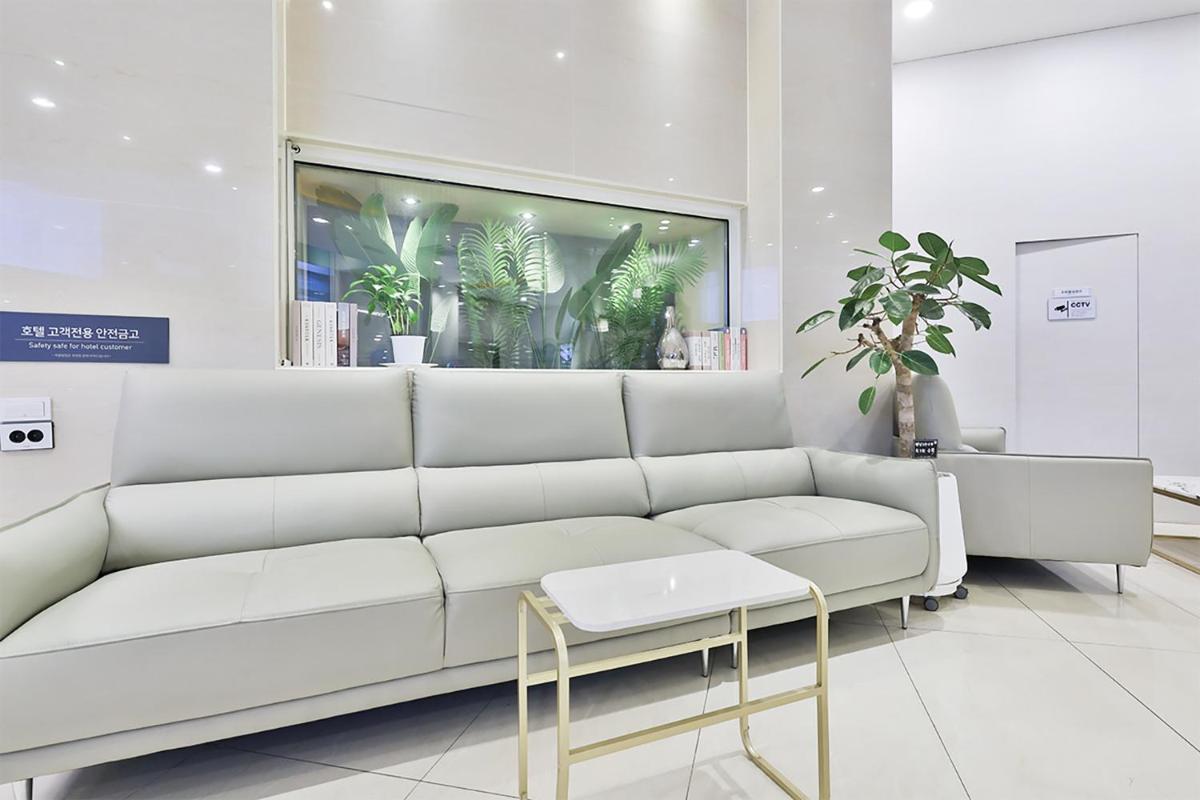 Shire Hotel Seomyeon - Housity
