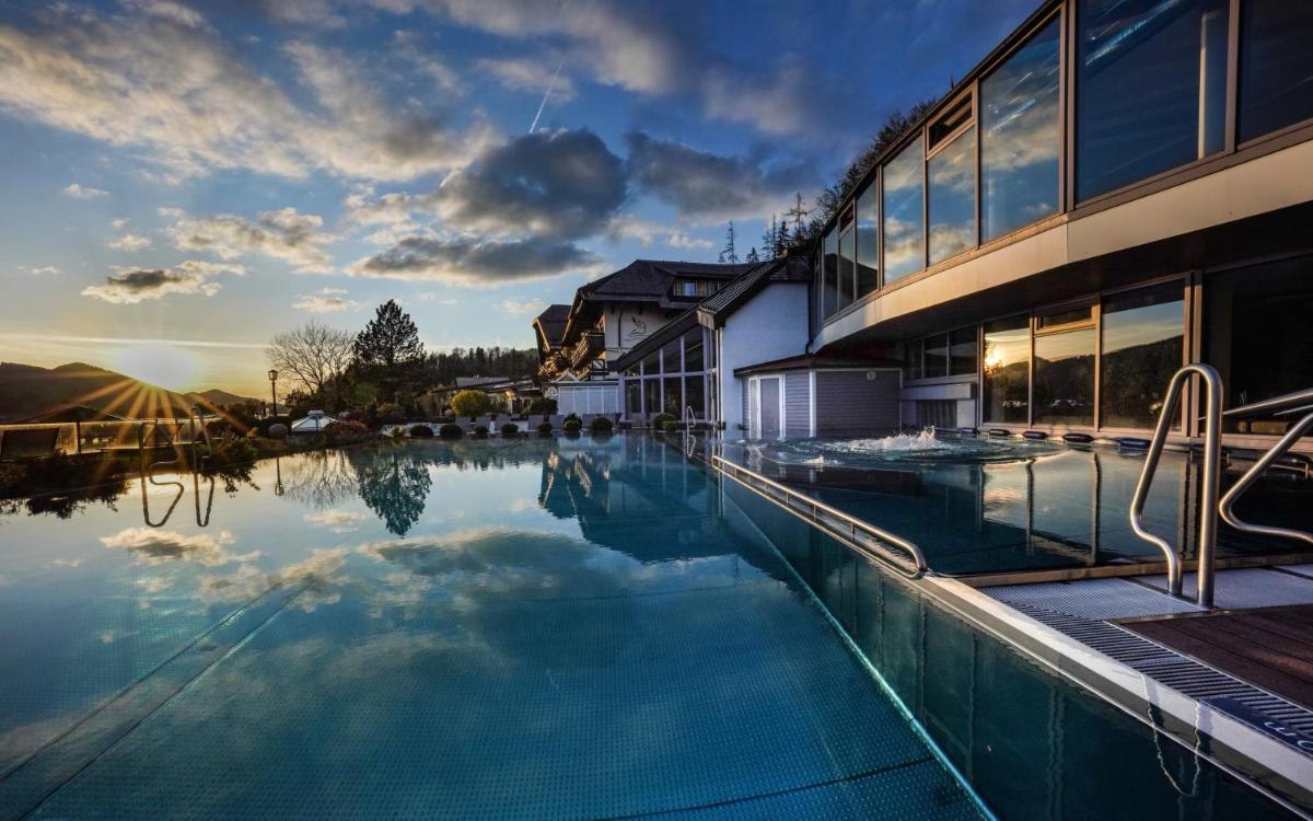 Waldhof Fuschlsee Resort - Housity