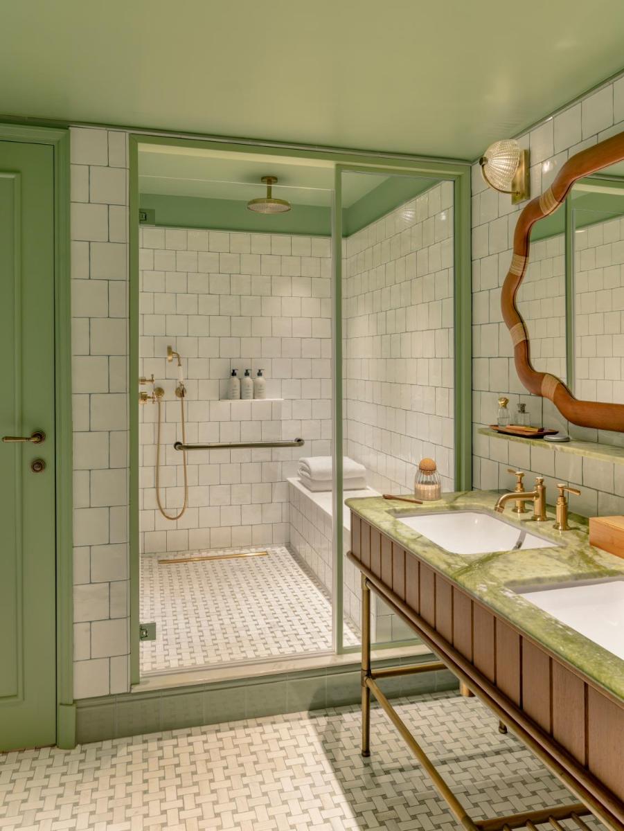 Salle de bains dans l'établissement La Fantaisie