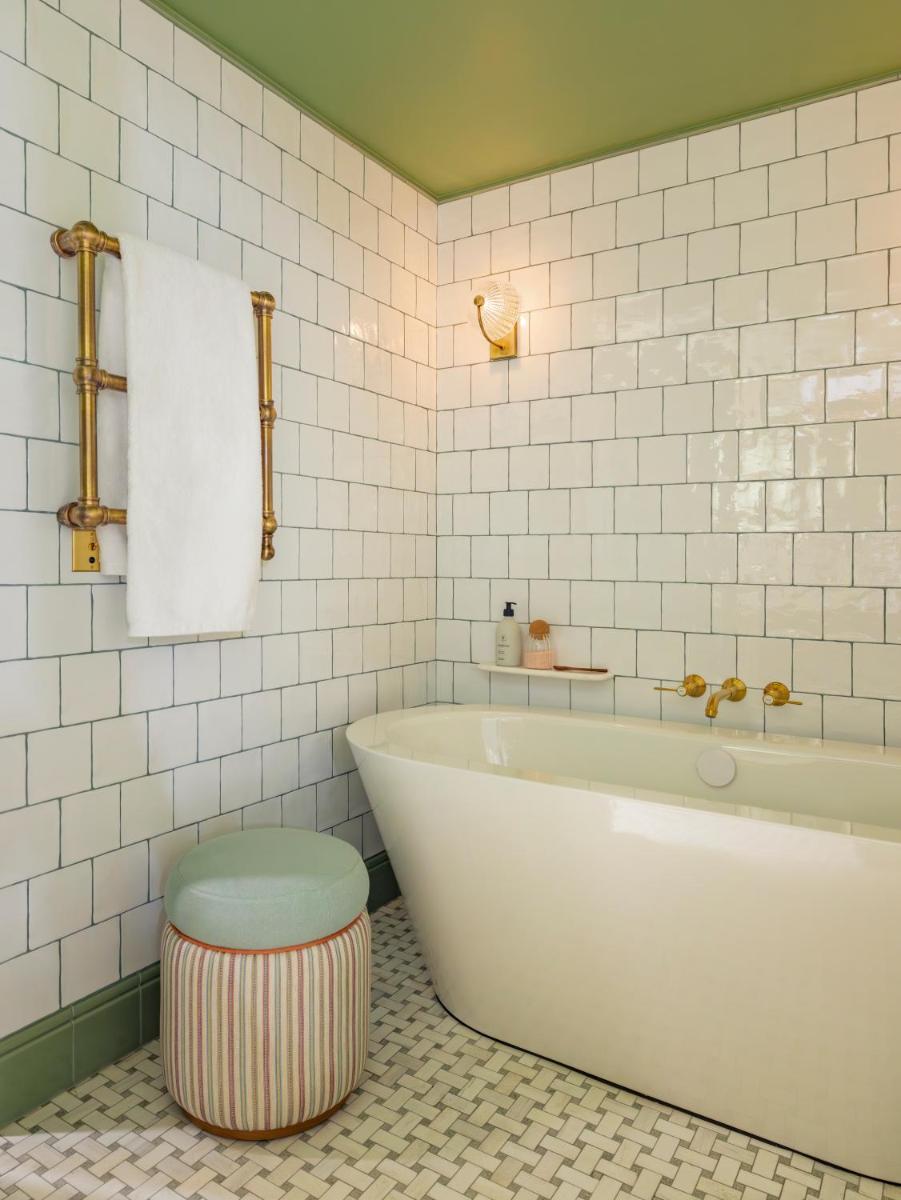 Salle de bains dans l'établissement La Fantaisie