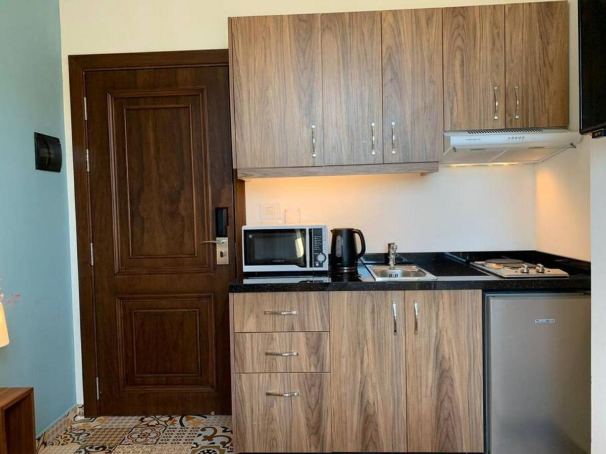 Teta Hayat-503 Studio in Mar Mikhael - Housity