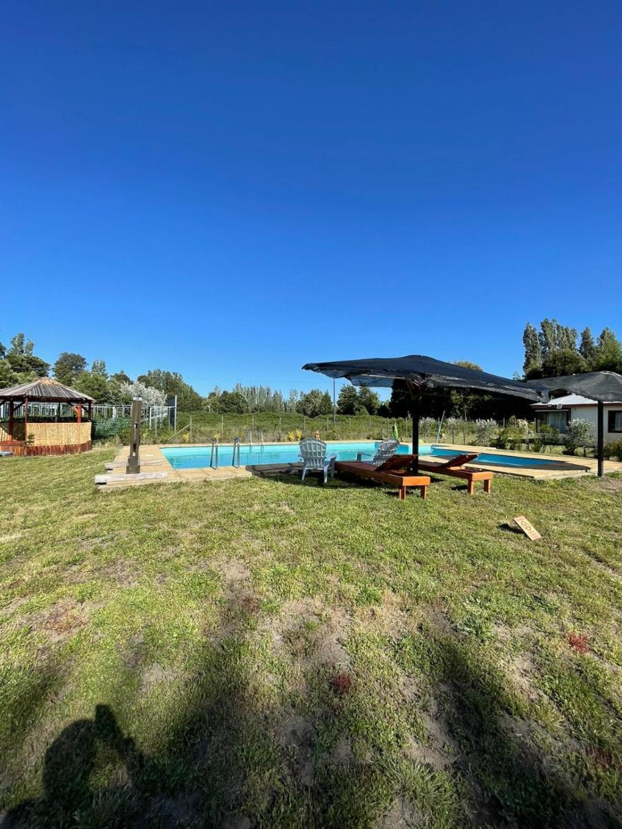 Cabáñas y piscina san antonio - Housity