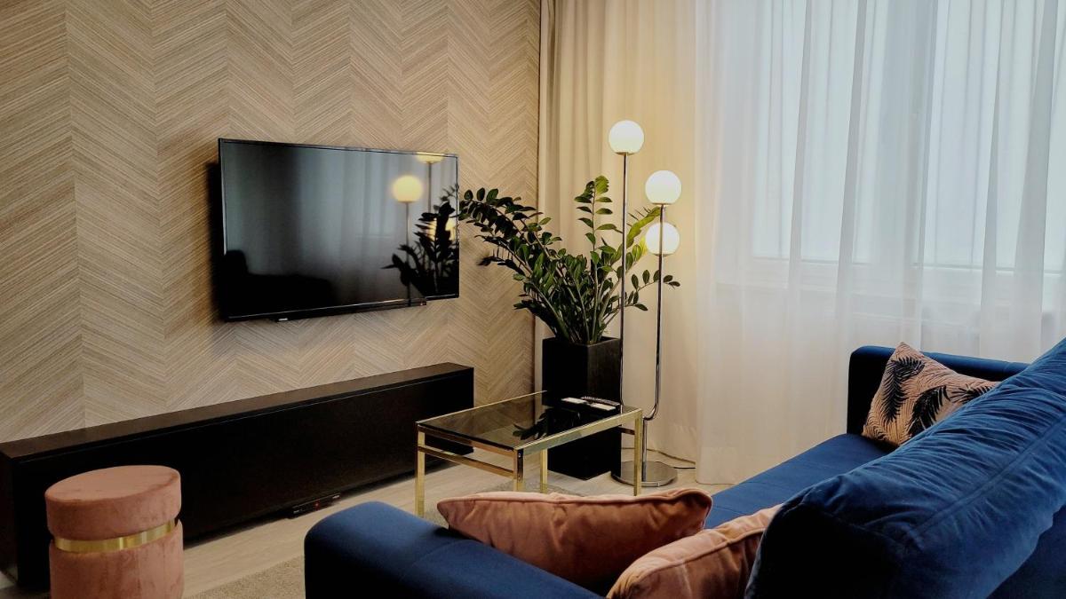PARK Apartament z dużym tarasem - proplace - Housity