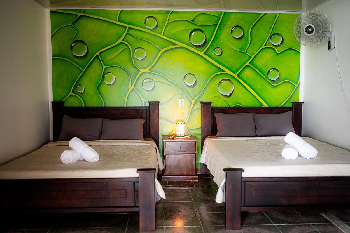 Hotel Little Paradise - Housity