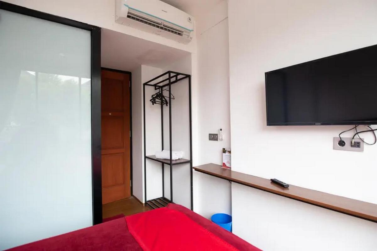 RedDoorz Plus near ICE BSD 2 - Housity