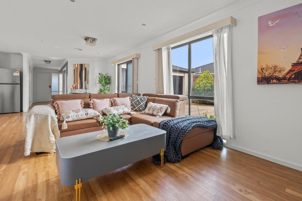 StayAU Cozy Family Home 4BR Berwick - Housity
