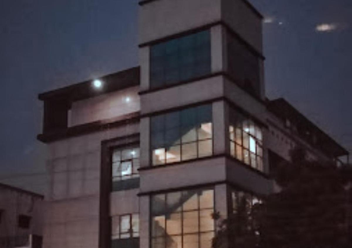 Suitetrails - Hotel Yashraj Inn Beed