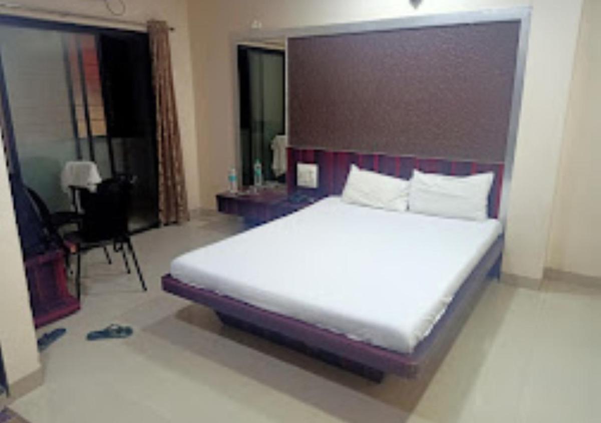 Hotel Yashraj Inn Beed - Housity