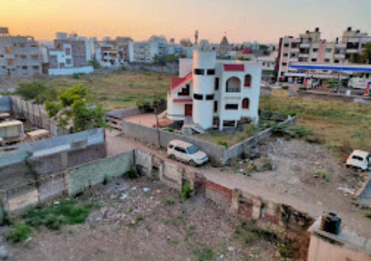 Hotel Yashraj Inn Beed - Housity