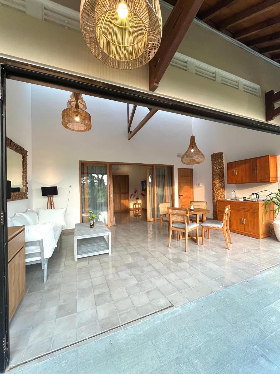 boutique villa jogja senang - Housity