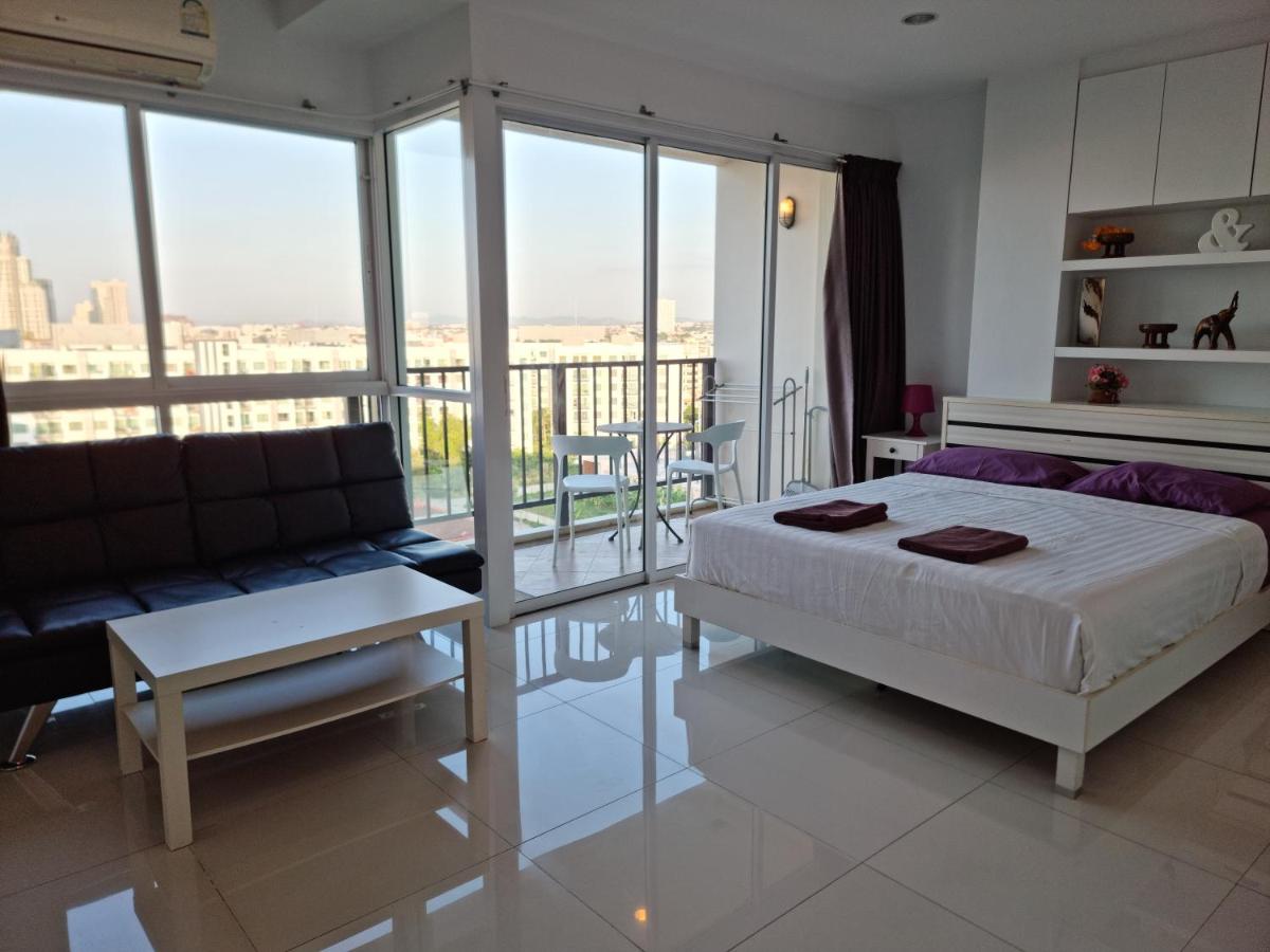 Diamond Suite - Housity