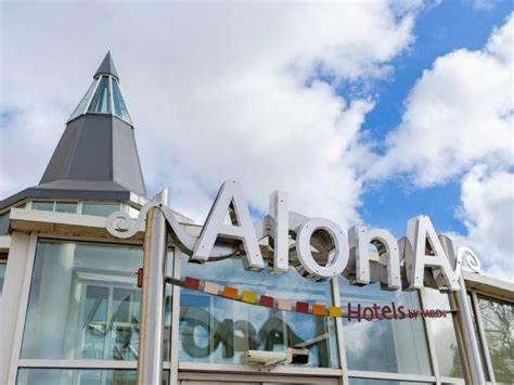 Alona Hotel - Housity