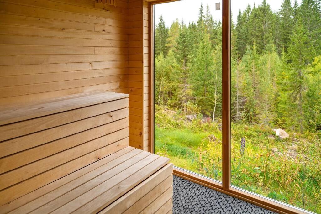 Skogly - Ny stor hytte, Unike Finnskogen - Housity