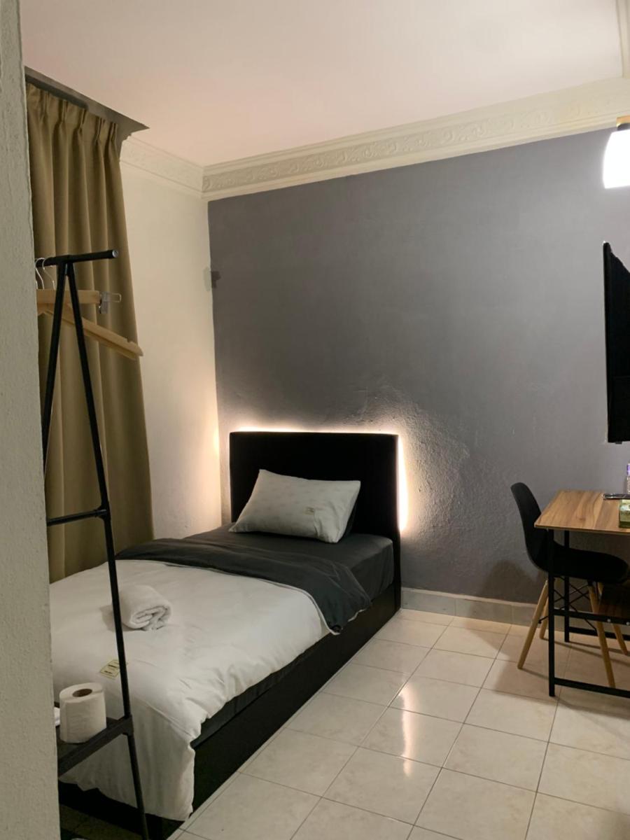 Andiana Hotel & Lodge - Kota Bharu City Centre - Housity