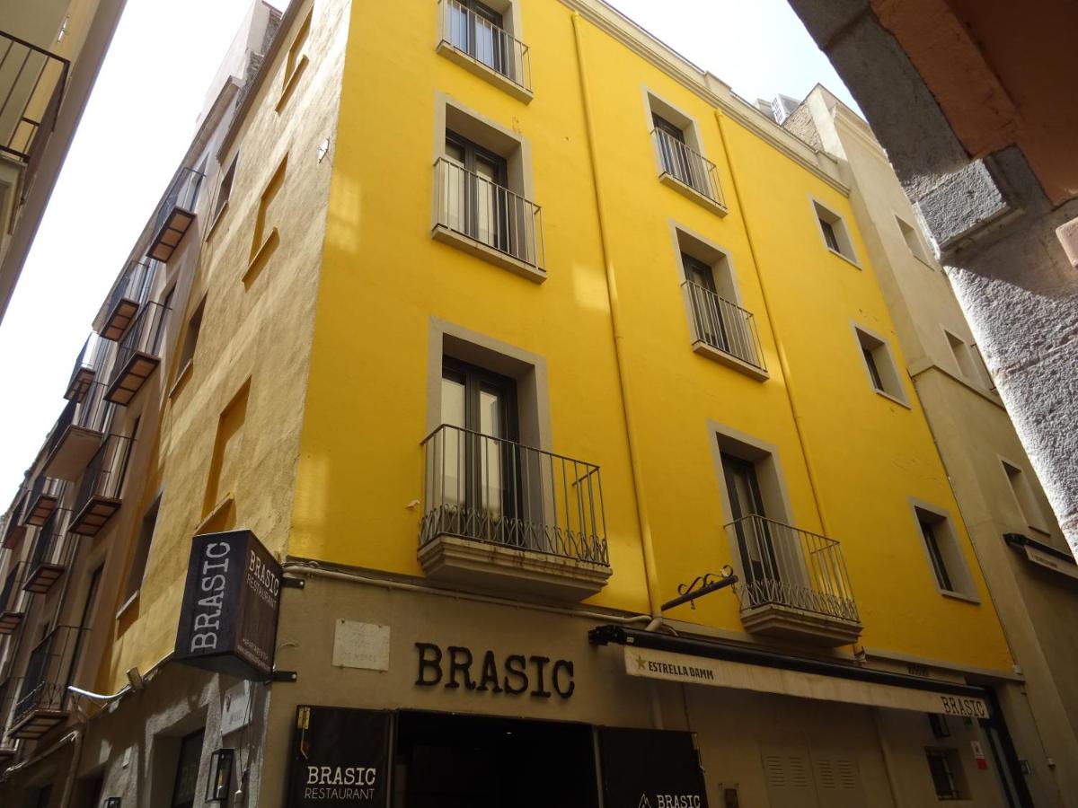 Center Plaza Figueres - Housity
