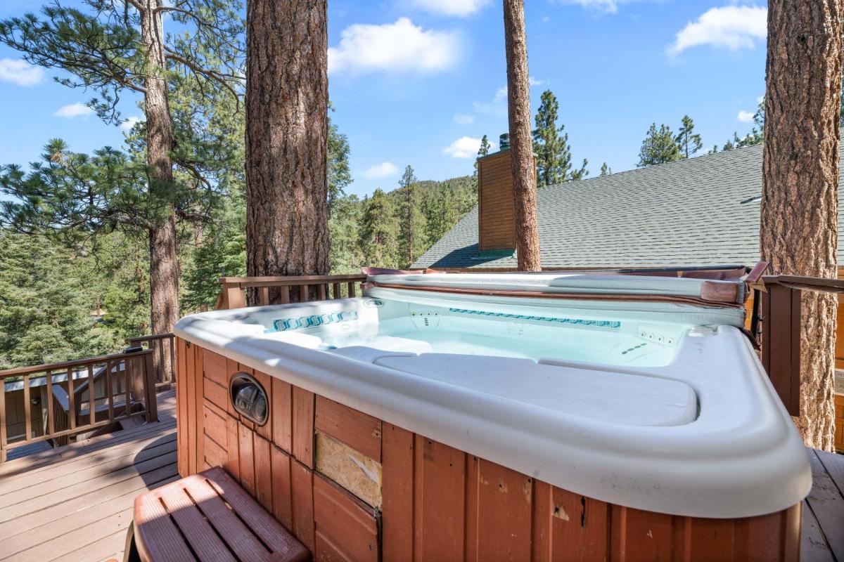FAWNSKIN LAKE CHALET - Close to Lake - Housity