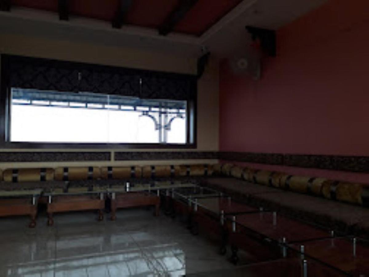 RAHUL GUEST HOUSE Varanasi - Housity