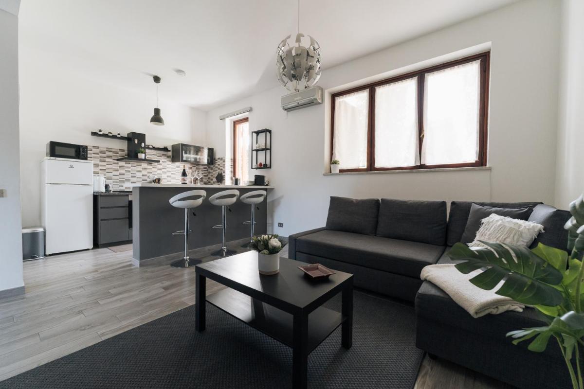 Grey's Apartment - Housity