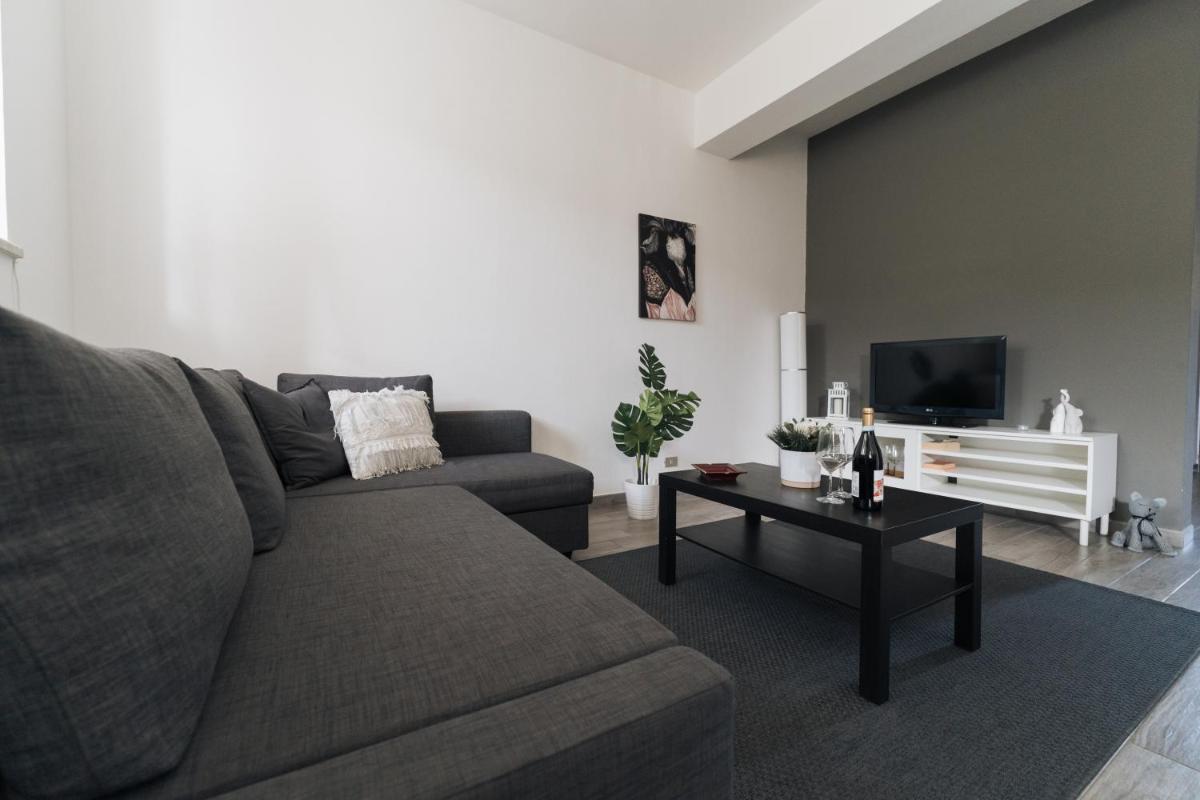 Grey's Apartment - Housity